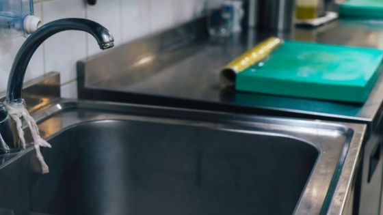 kitchen sink restaurant drain